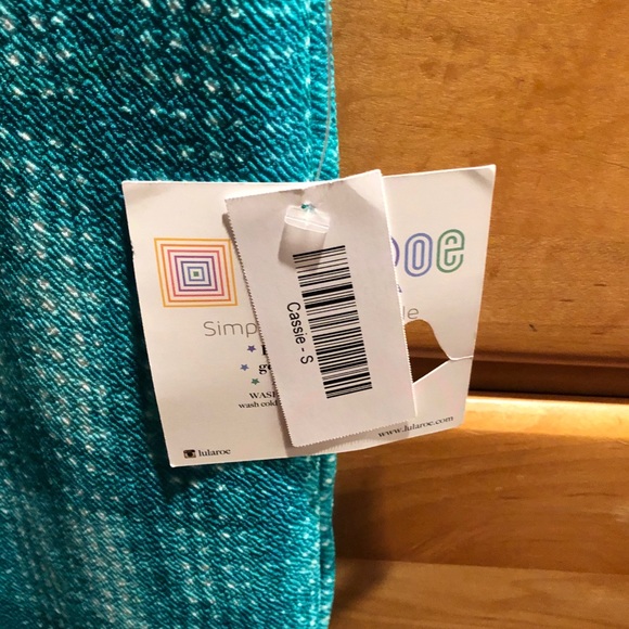 LuLaRoe Cassie Skirt S NWT - Picture 2 of 4